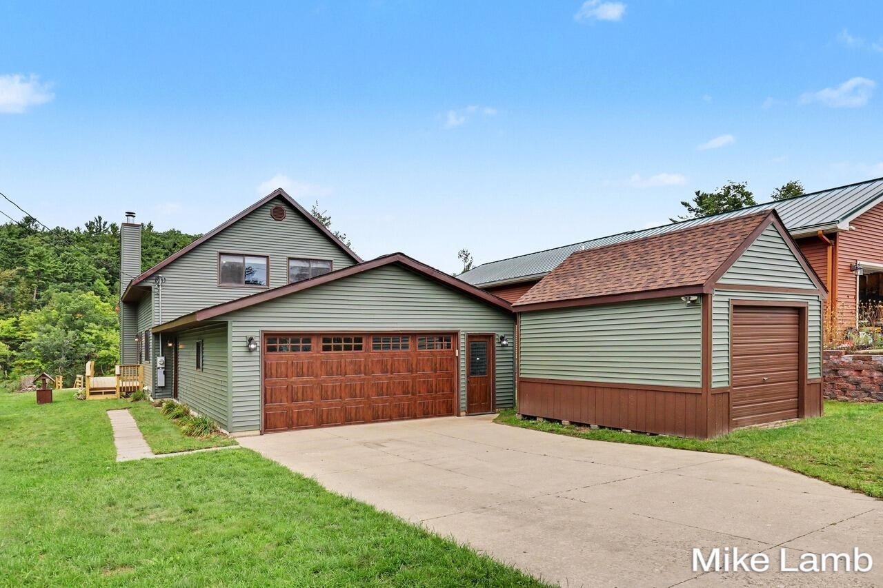 6159 E Dave Street, Newaygo, MI 49337 — photo 3