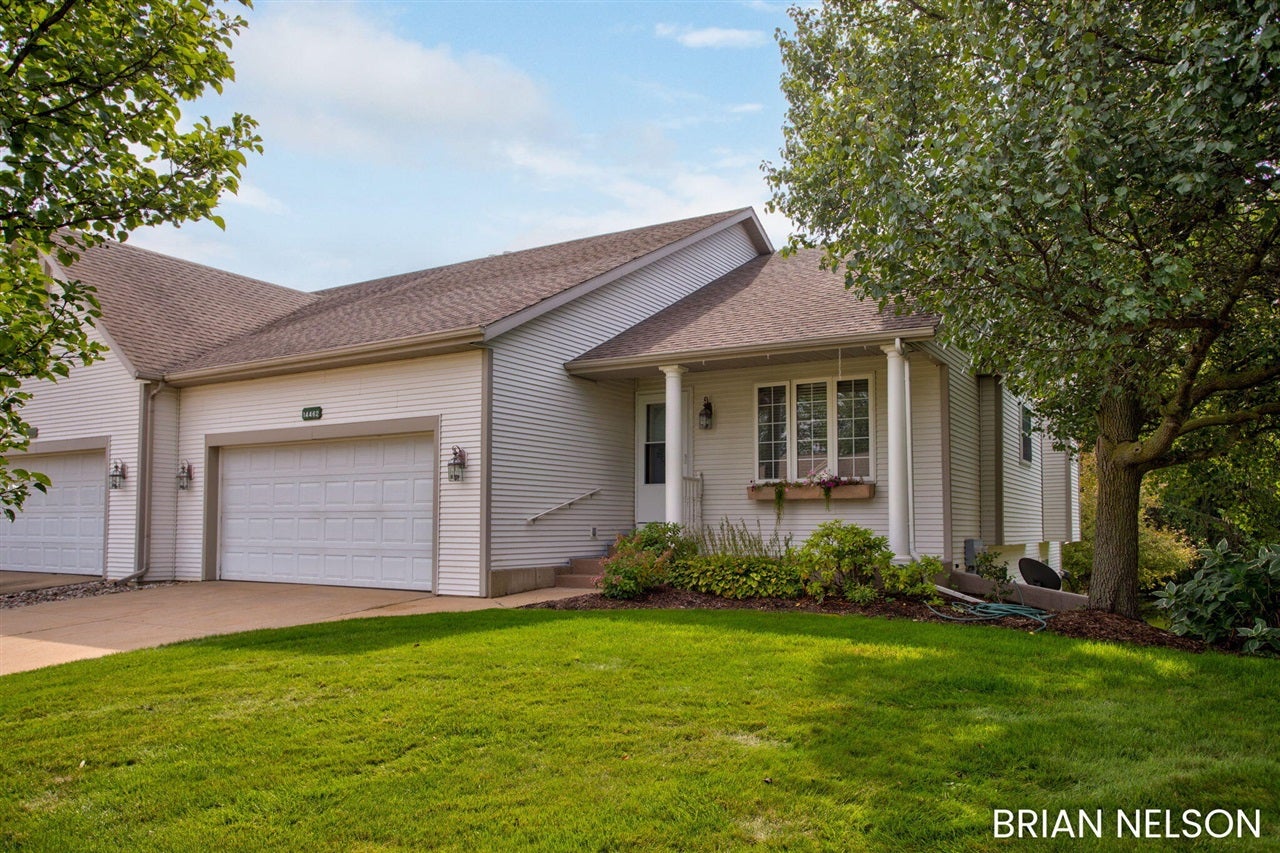 14462 Twin Oaks Street — photo