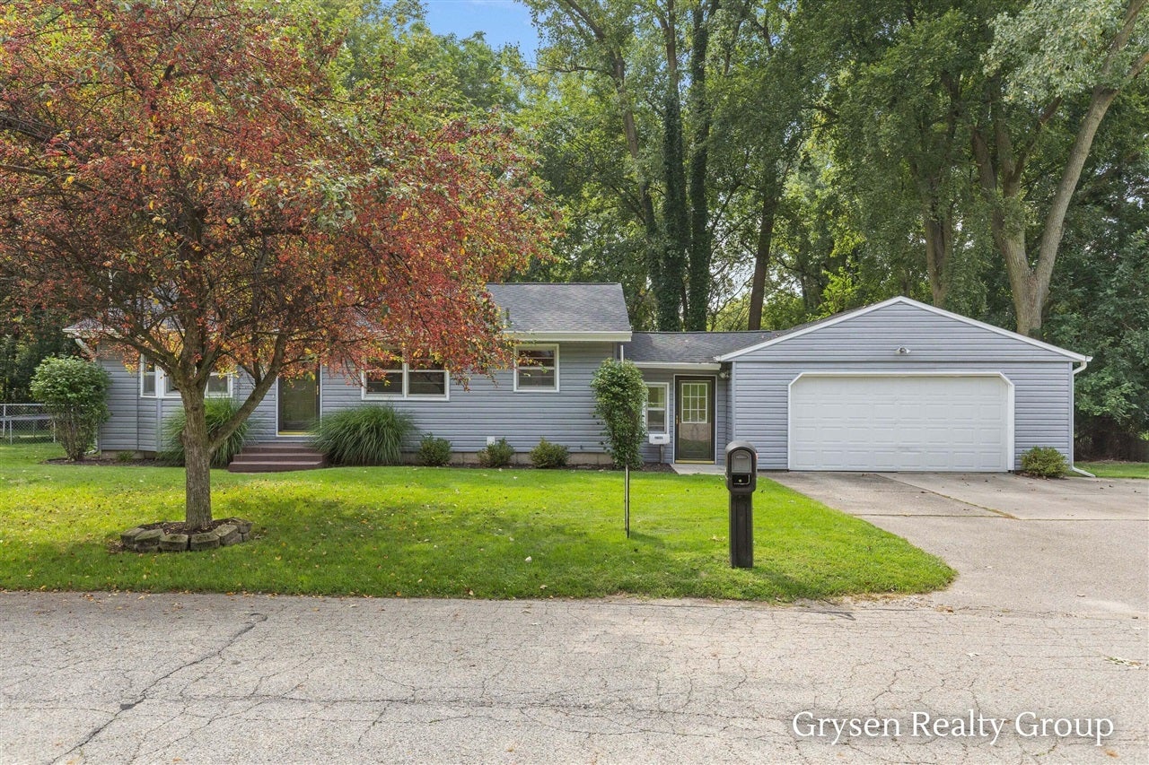 2034 Acton Road — photo