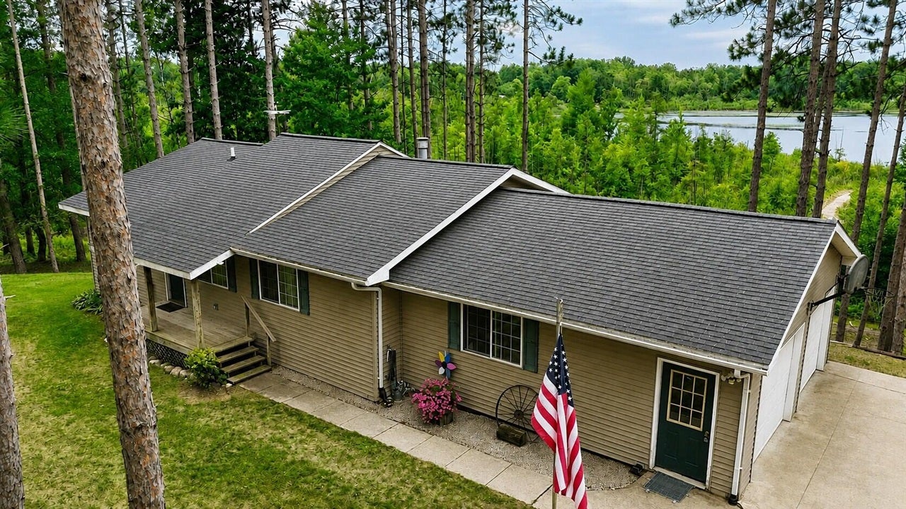 3185 Miller Drive — photo