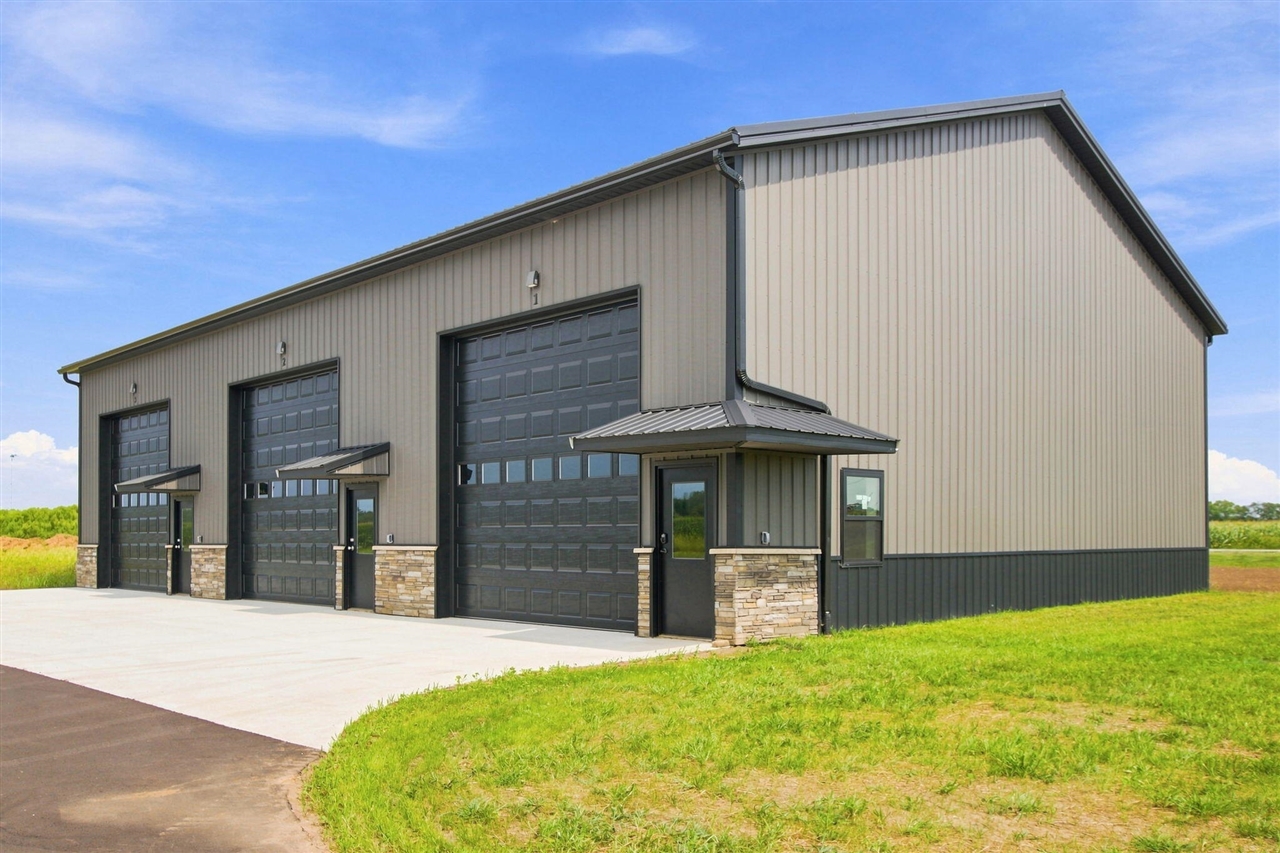 22808 Kamp Kozy Unit 3 — photo