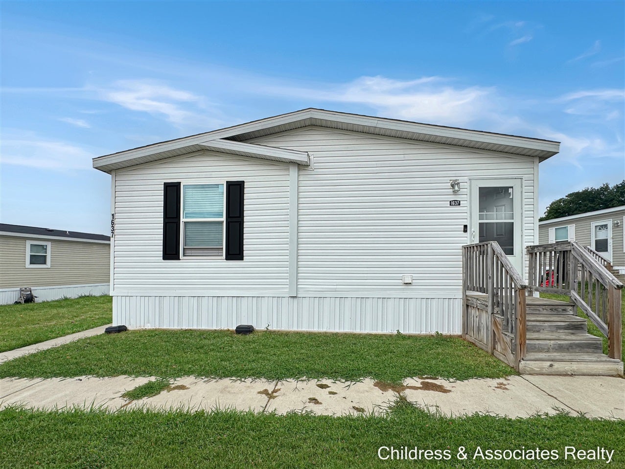 1637 Candytuft Court — photo
