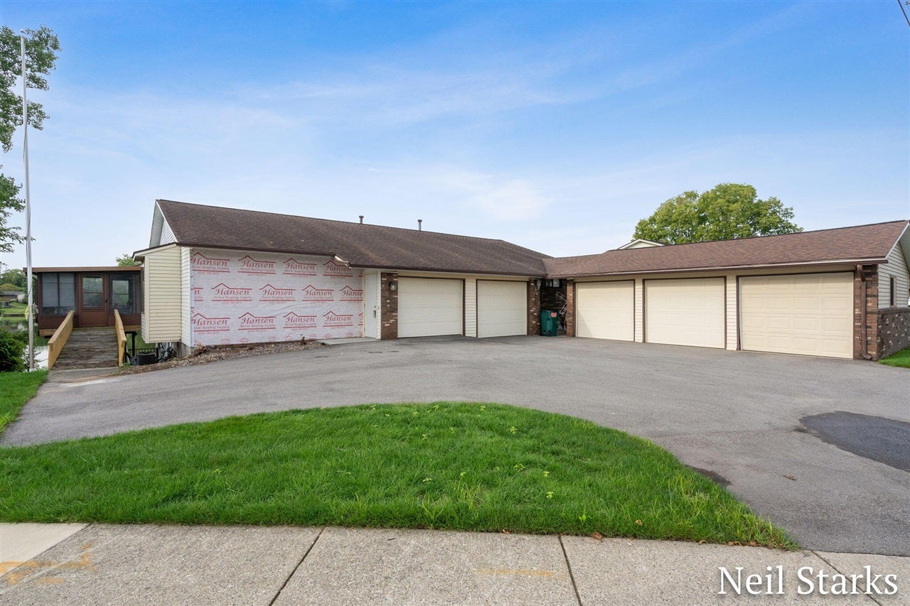 2858 Porter Court — photo