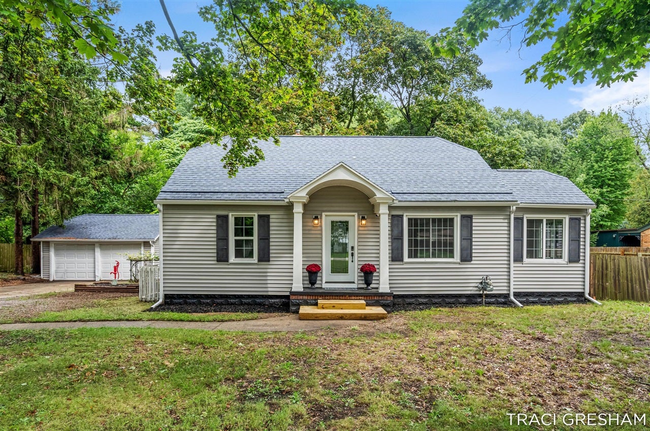 3740 Lake Harbor Road — photo