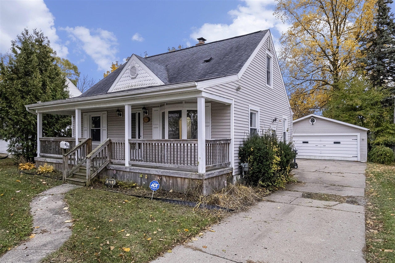 631 Campbell Street — photo