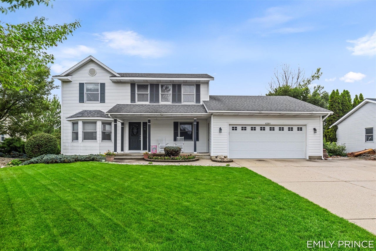 6301 Brookfield Court — photo