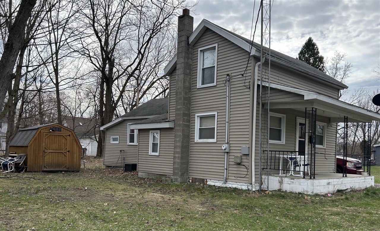 403 Walnut Street — photo
