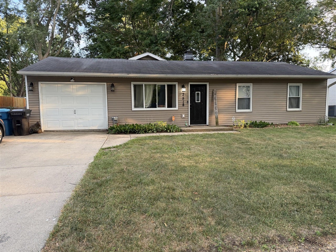 2518 Ashton Avenue — photo