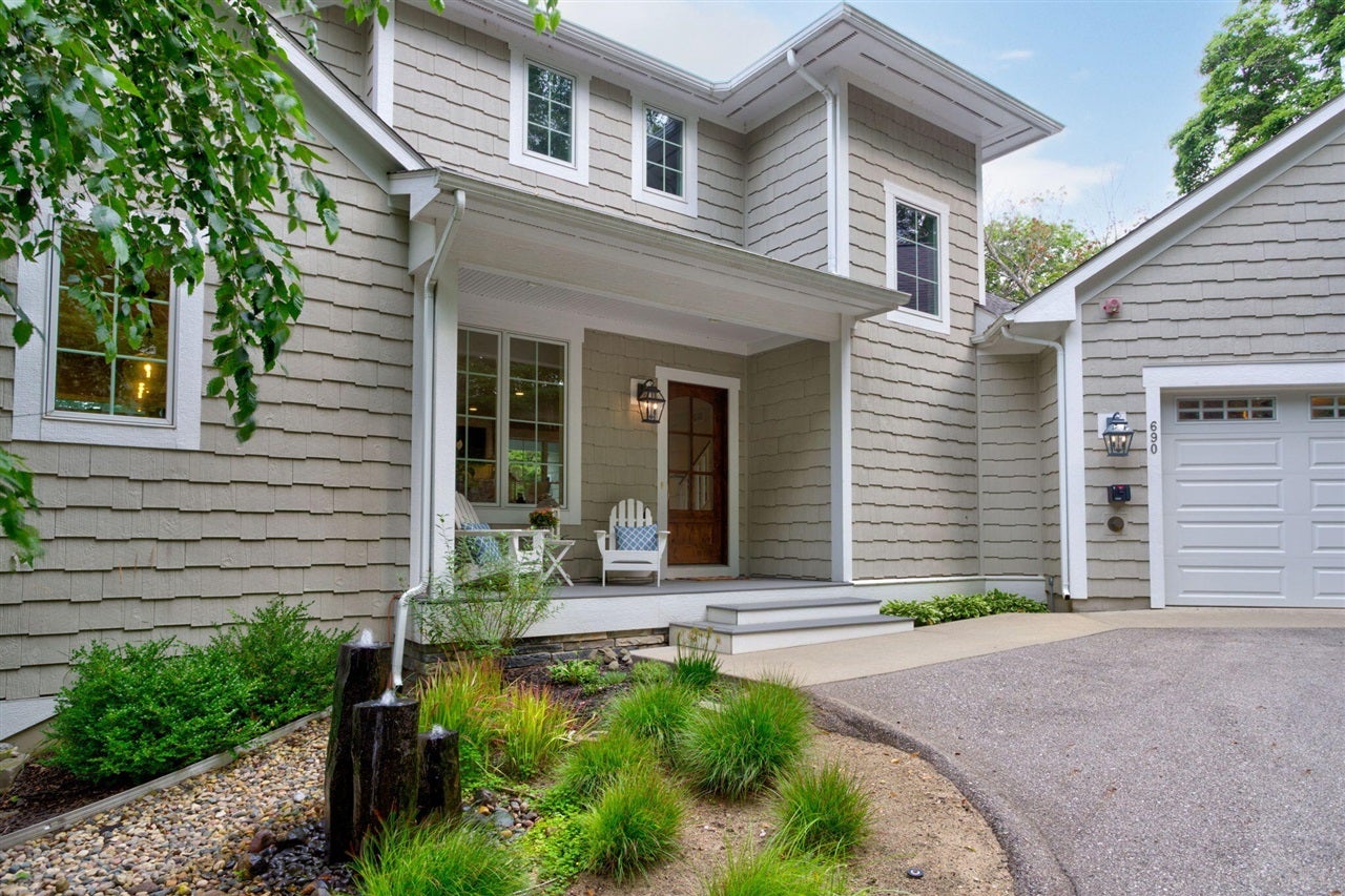690 Dune Grass Circle Drive — photo