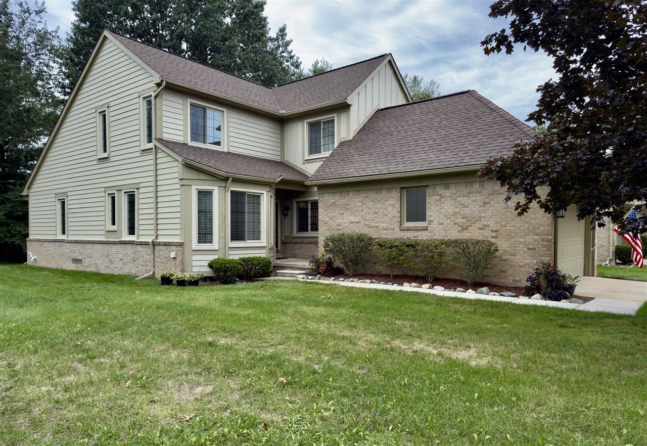 741 Red Maple Lane — photo