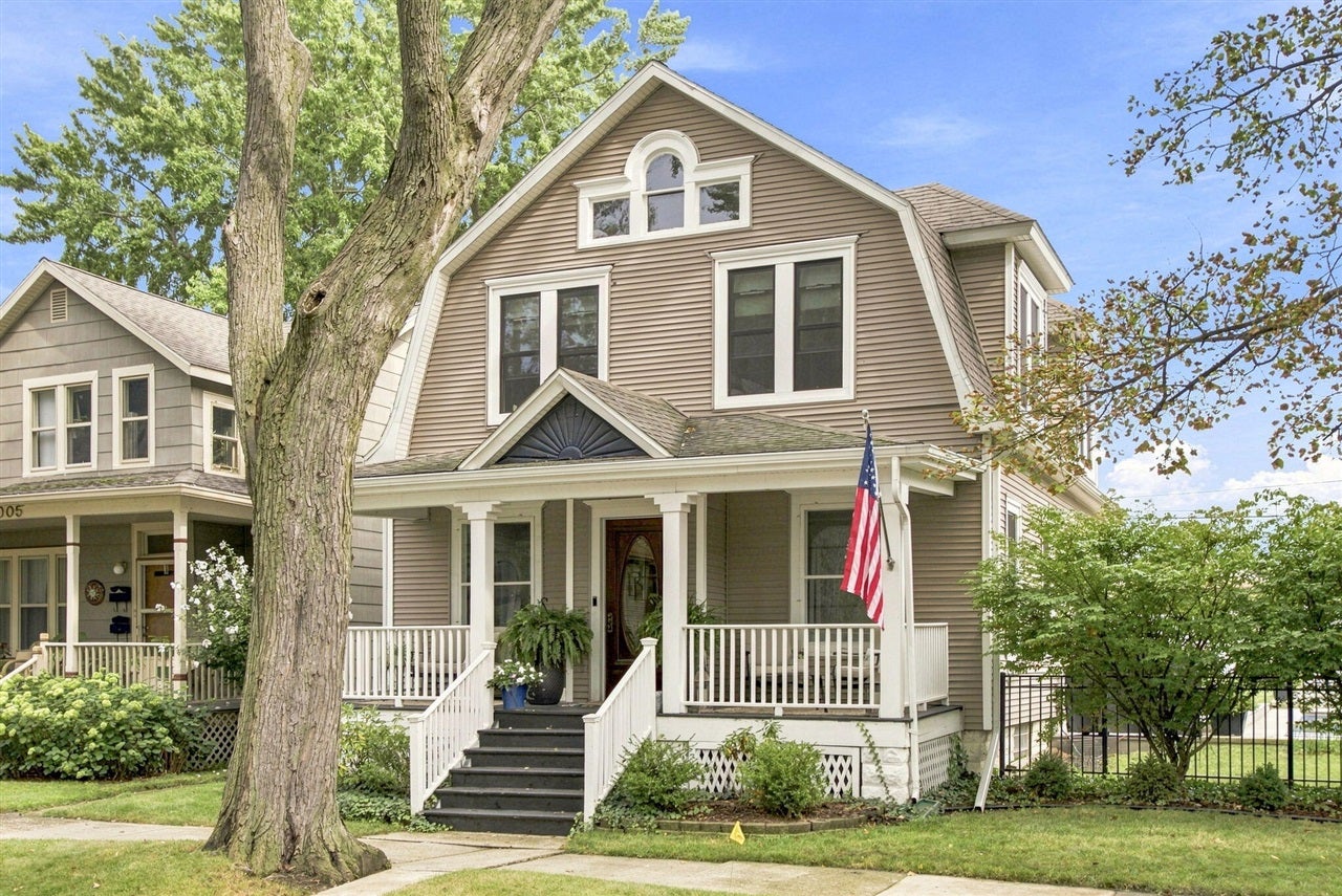 1007 State Street — photo