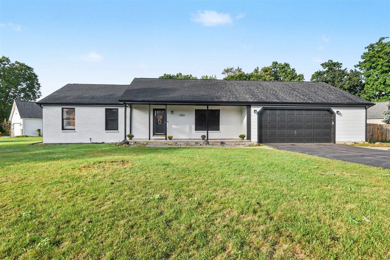 151 Jacaranda Drive — photo