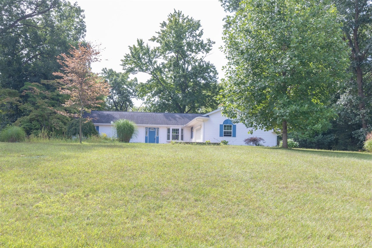 15593 Shady Lane — photo