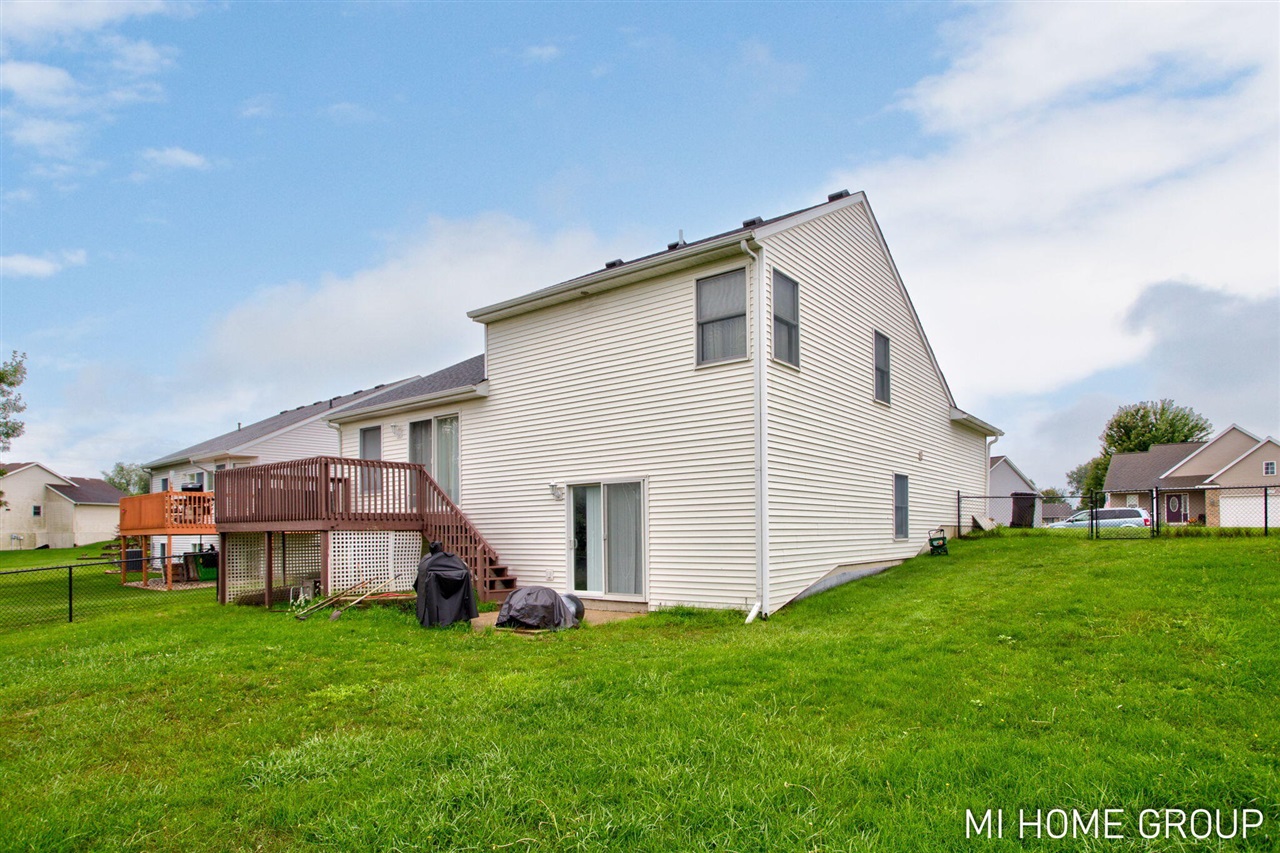 2888 Riley Ridge Avenue, Holland, MI 49424 — photo 3