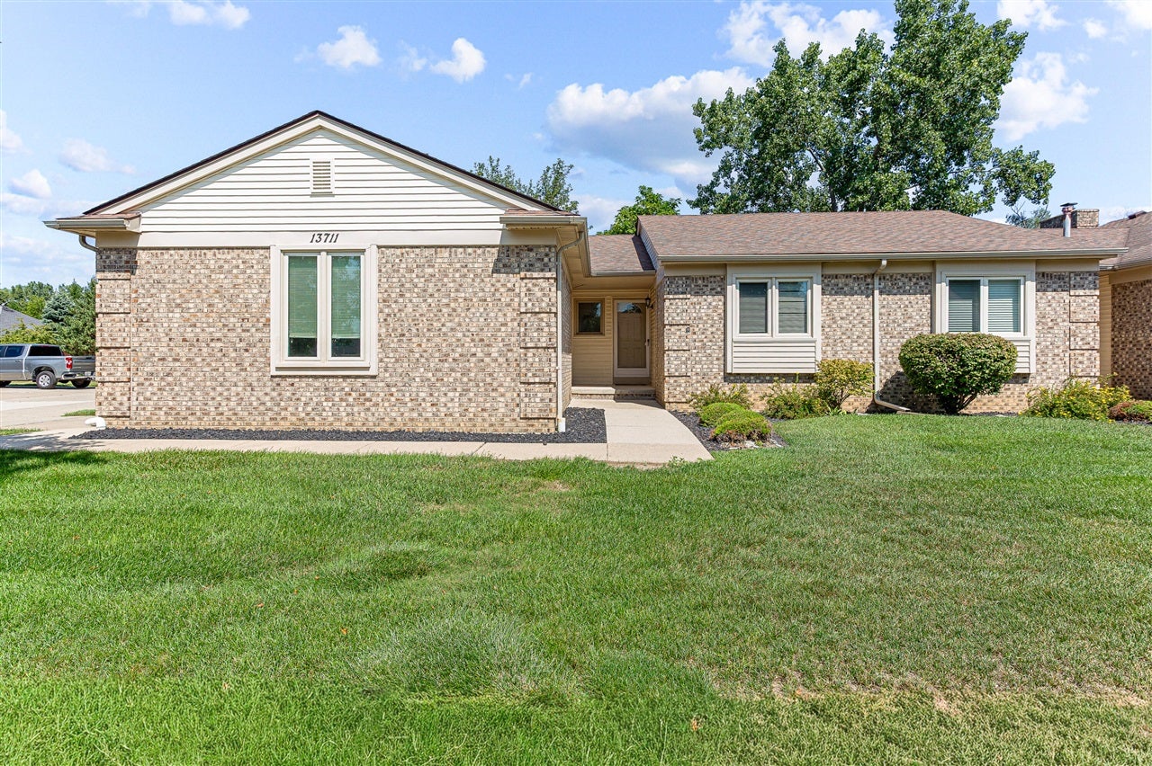 13711 Maple Grove Avenue 35 — photo