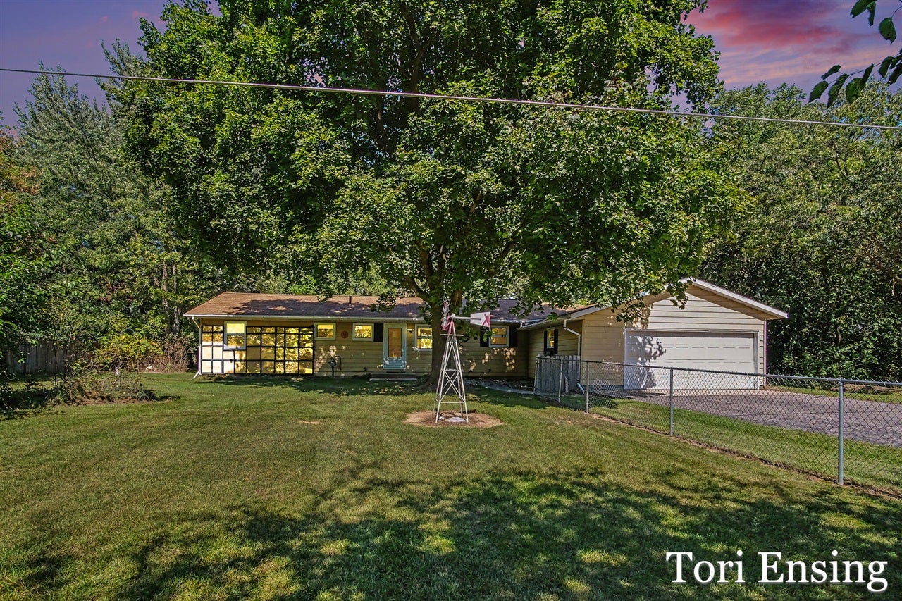 9054 Baker Road — photo