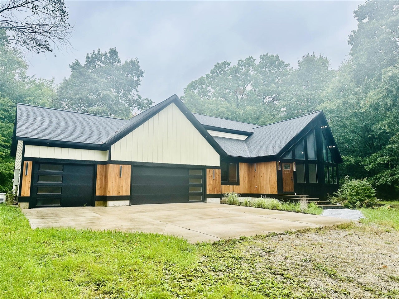 1505 N Green Creek Road — photo