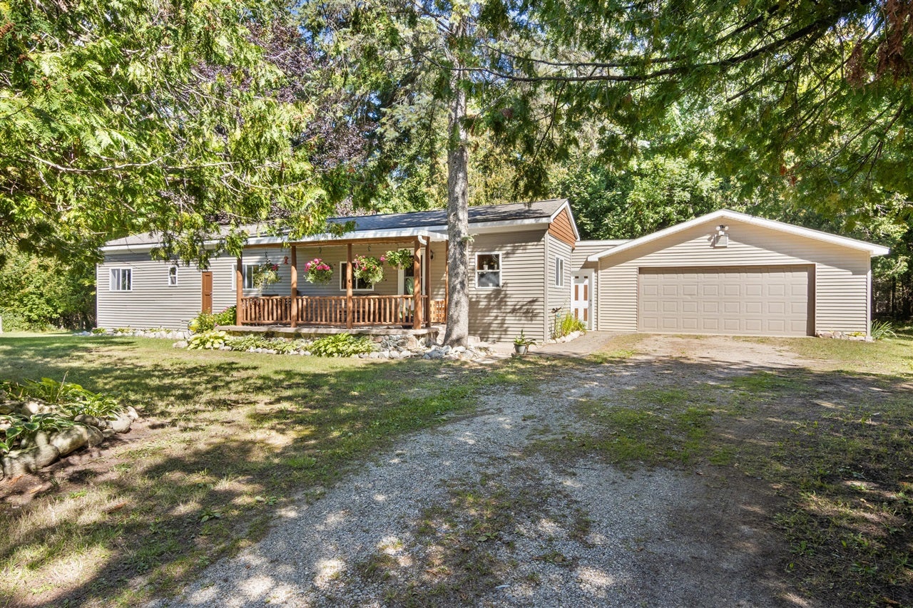 10262 Burgess Road — photo