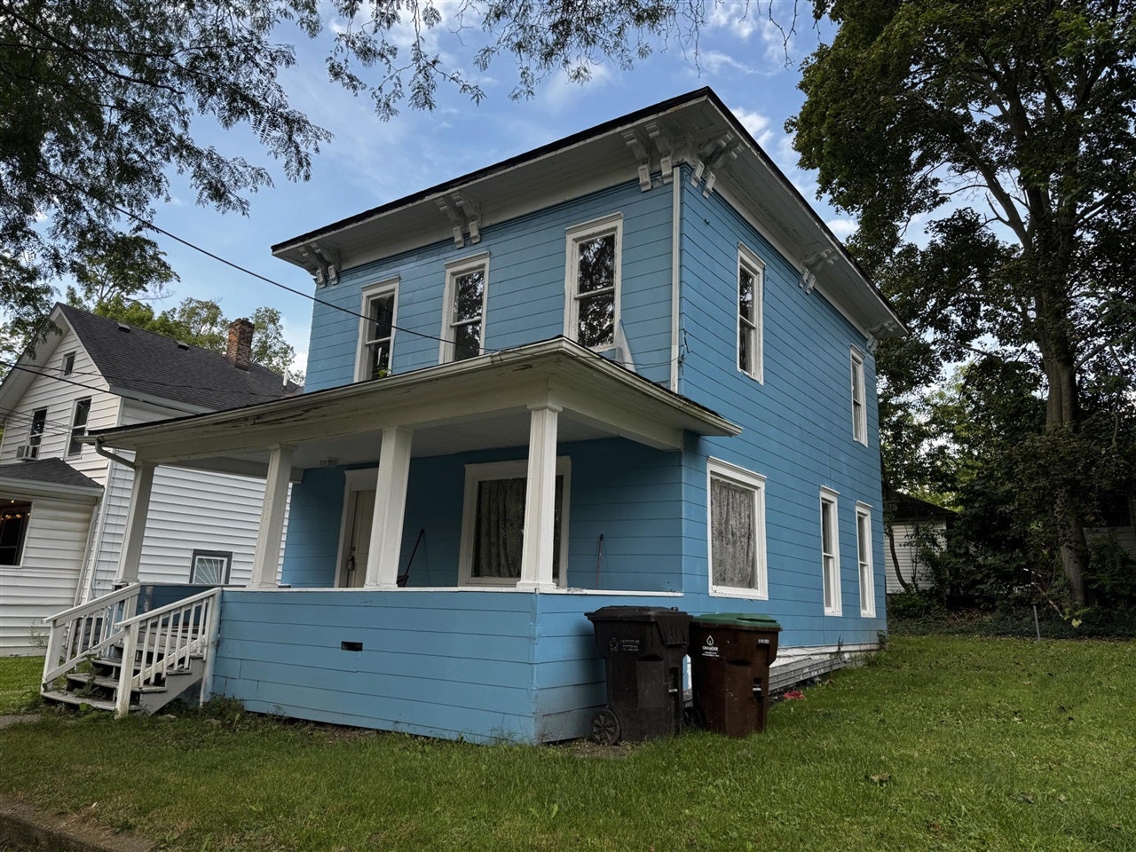 609 N Ionia Street — photo
