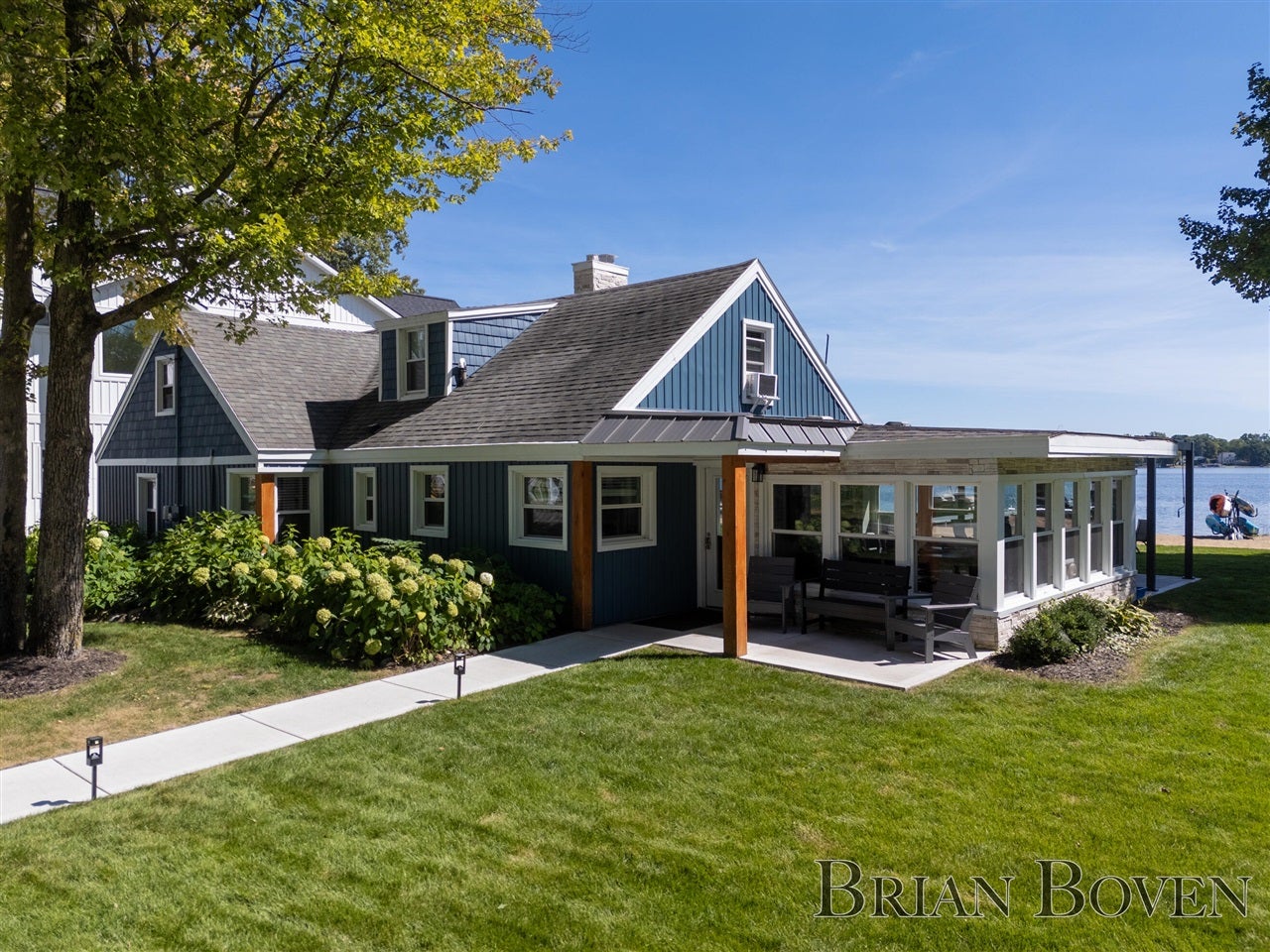 7080 Silver Lake Drive — photo