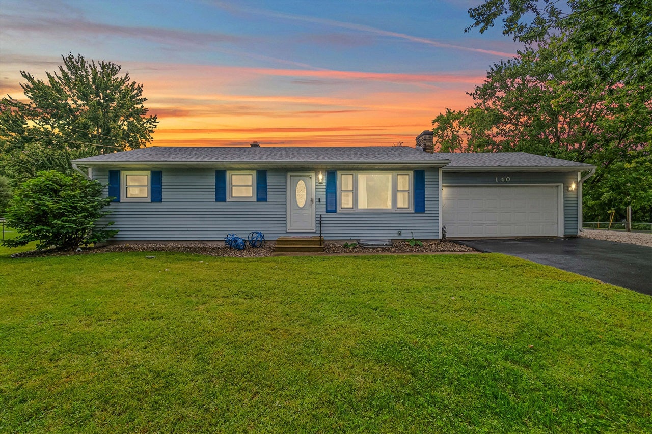 140 Beaumont Drive — photo