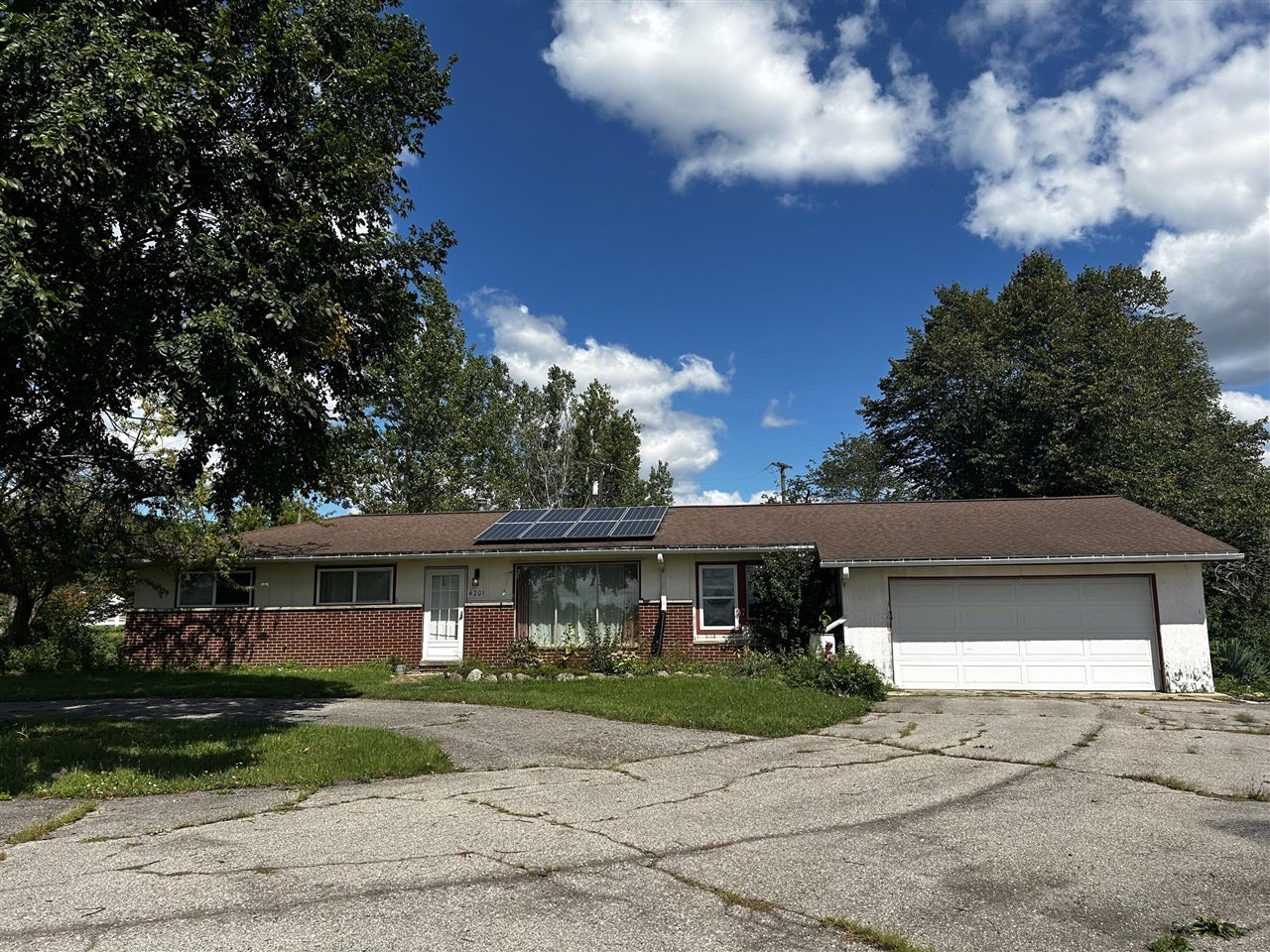 4201 Ann Arbor-Saline Road — photo