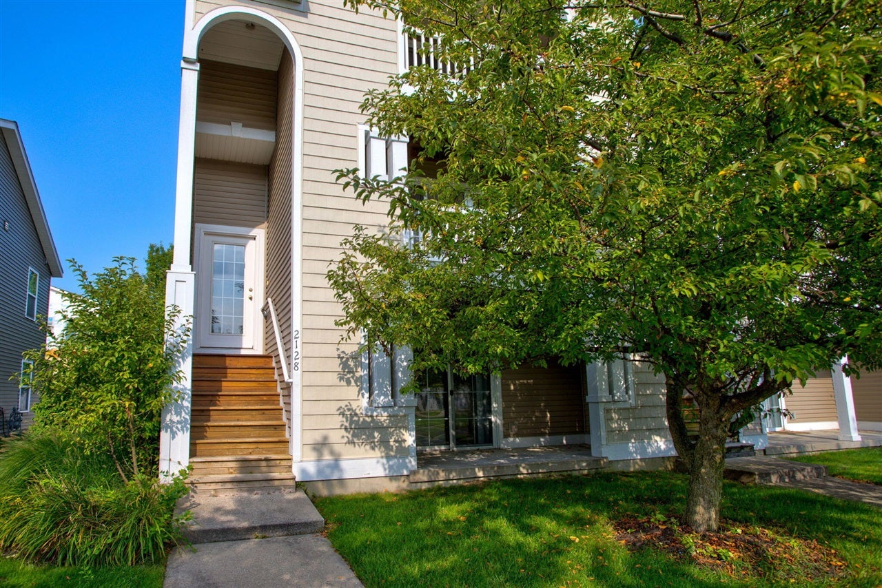 2128 Sherwood Avenue #13 — photo