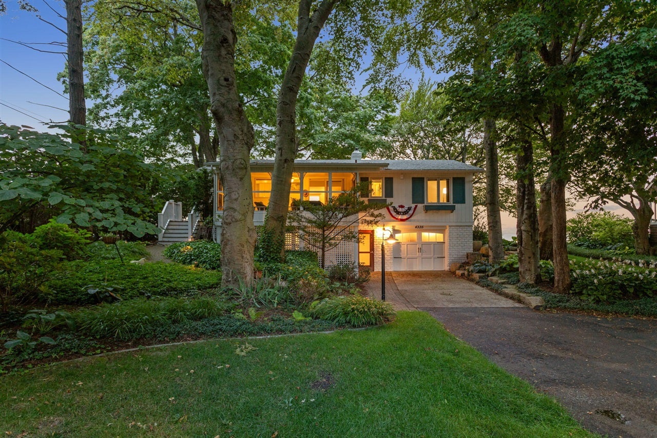4335 Lakes Edge Drive — photo