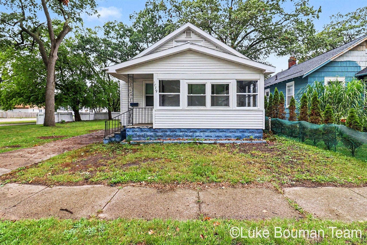 1779 Jarman Street — photo