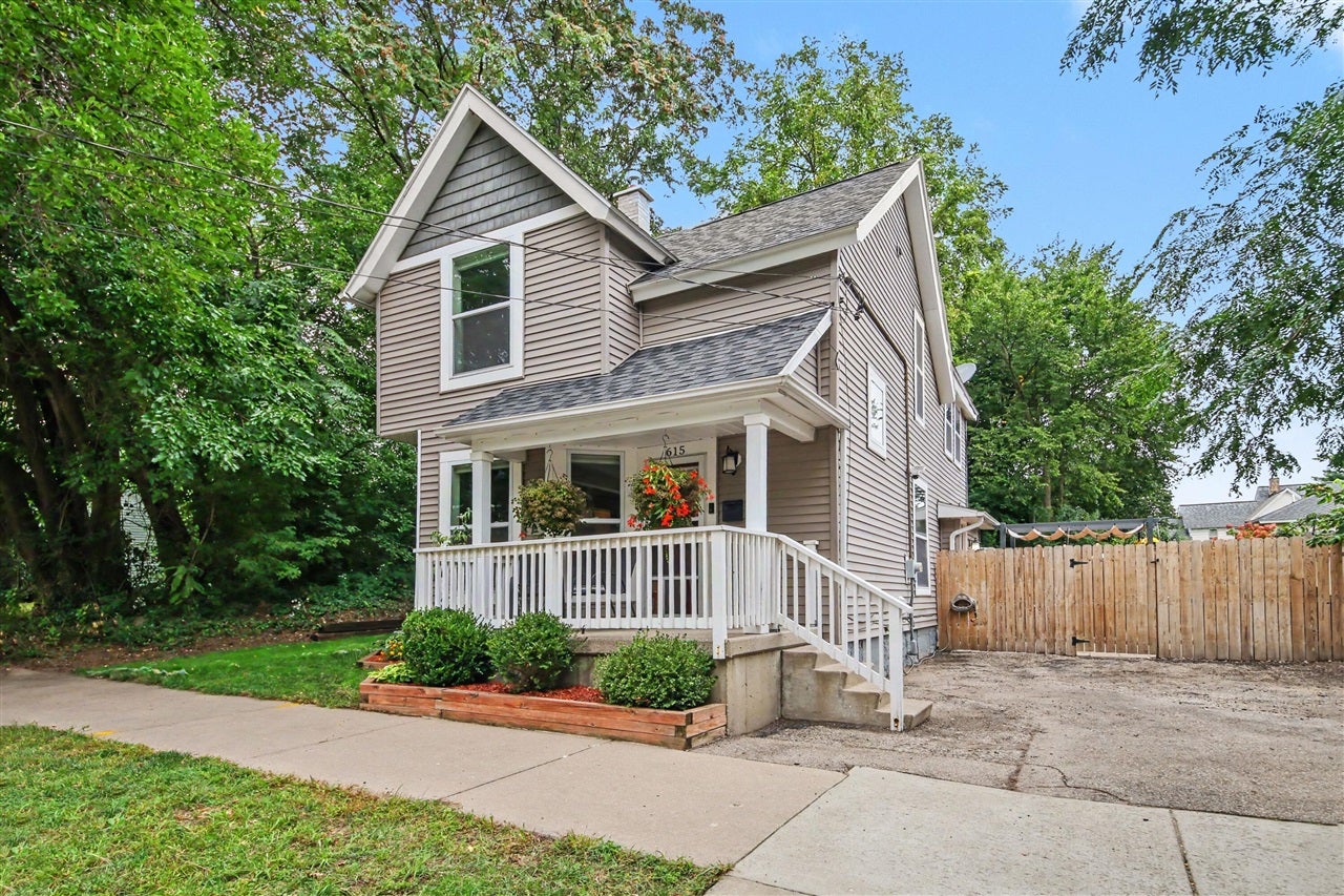 615 Sherman Street — photo