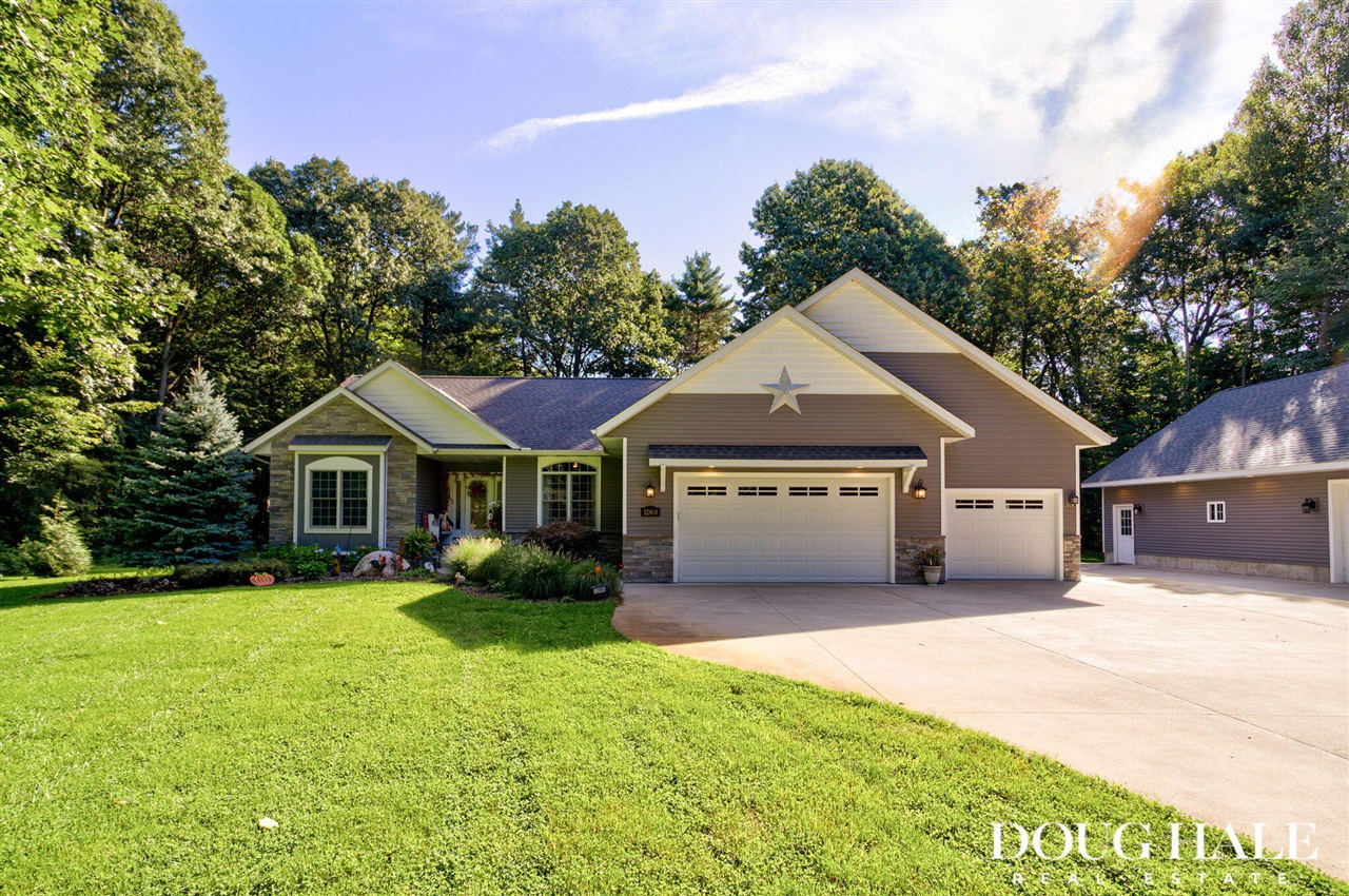 12860 Woodhaven Drive — photo