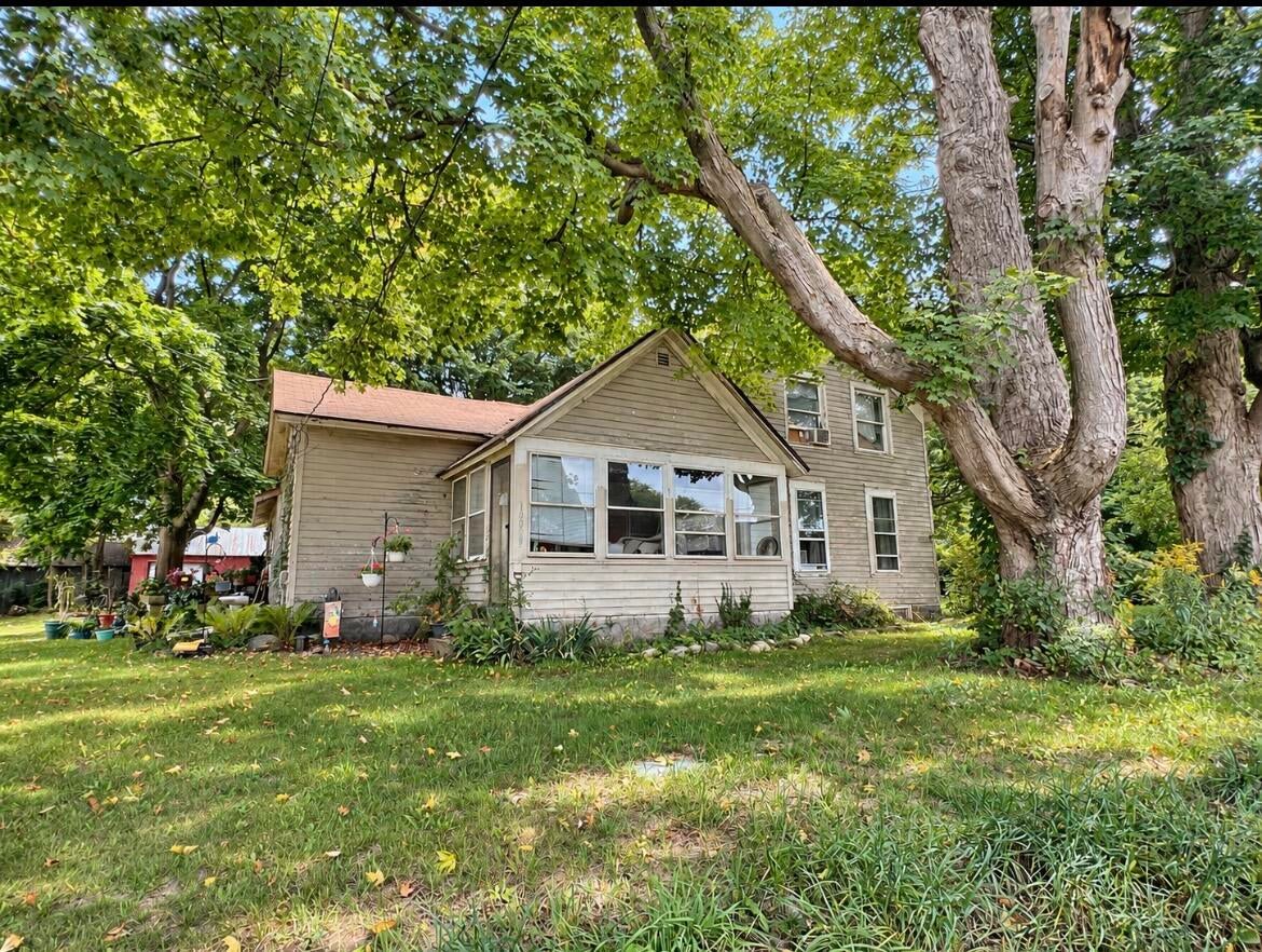 10025 Pulaski Road — photo
