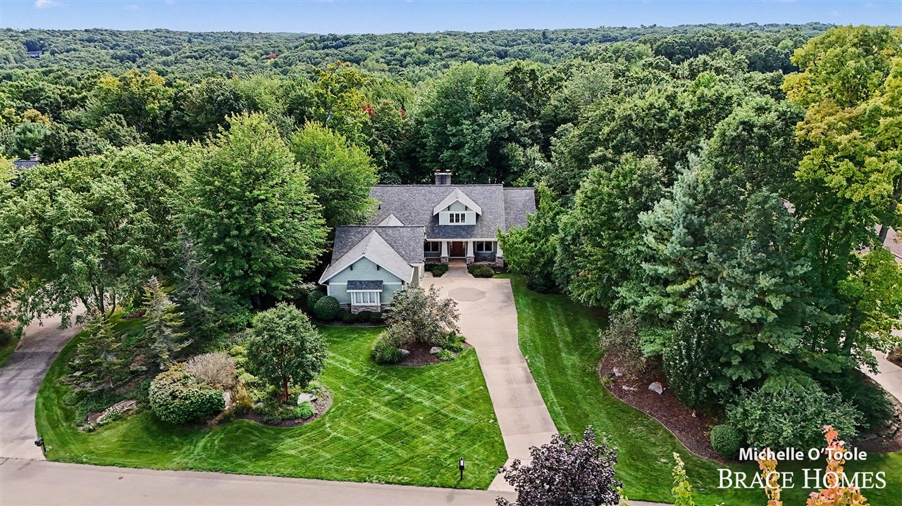 4260 S Oak Pointe Court — photo