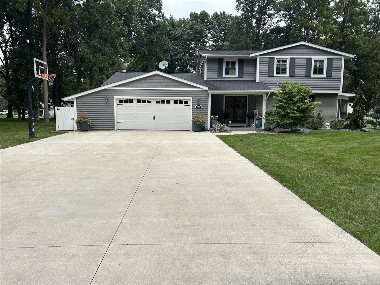 262 Kelle Drive — photo