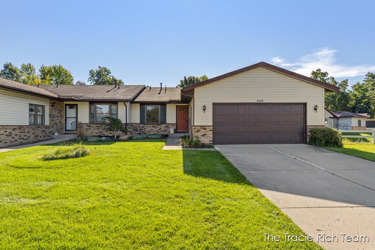 2142 Remington Way — photo