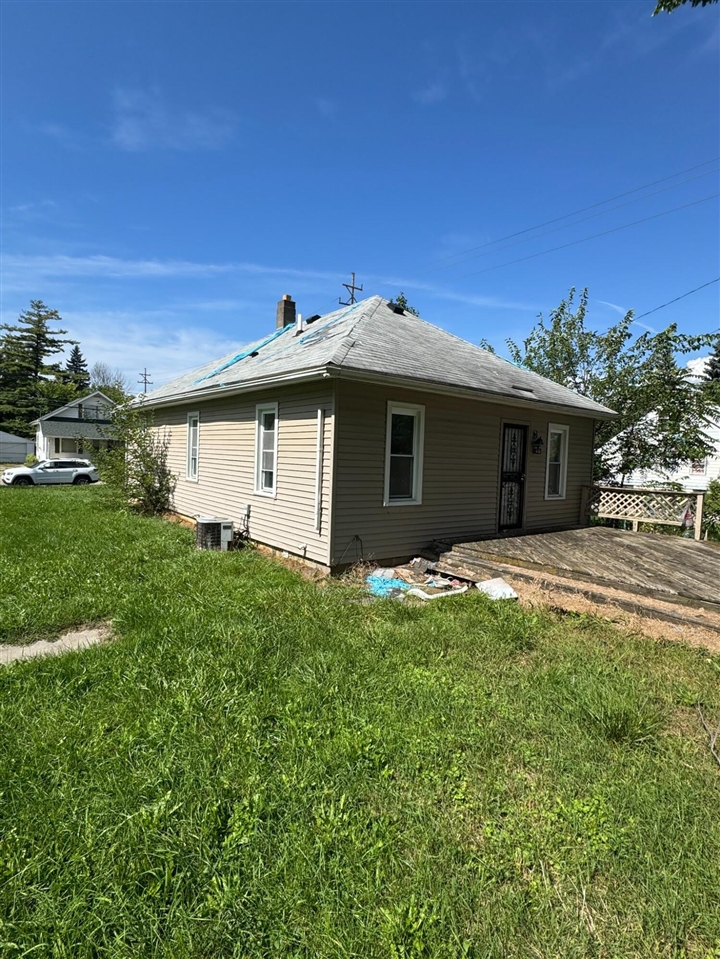 1301 Knapp Avenue — photo