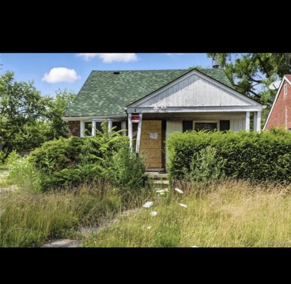 13065 Elmdale Street — photo