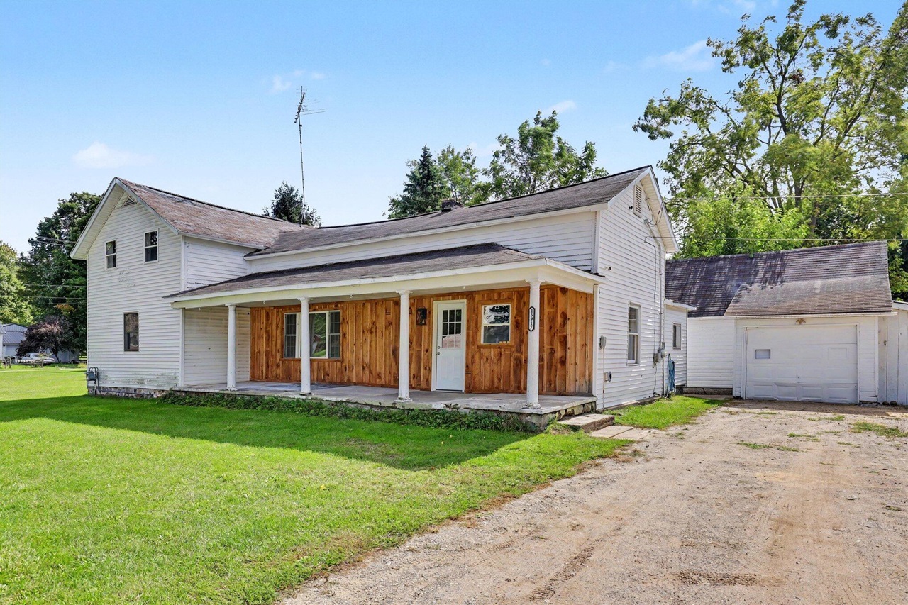 15917 Grant Street — photo