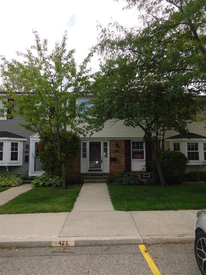 19528 Mann Court — photo