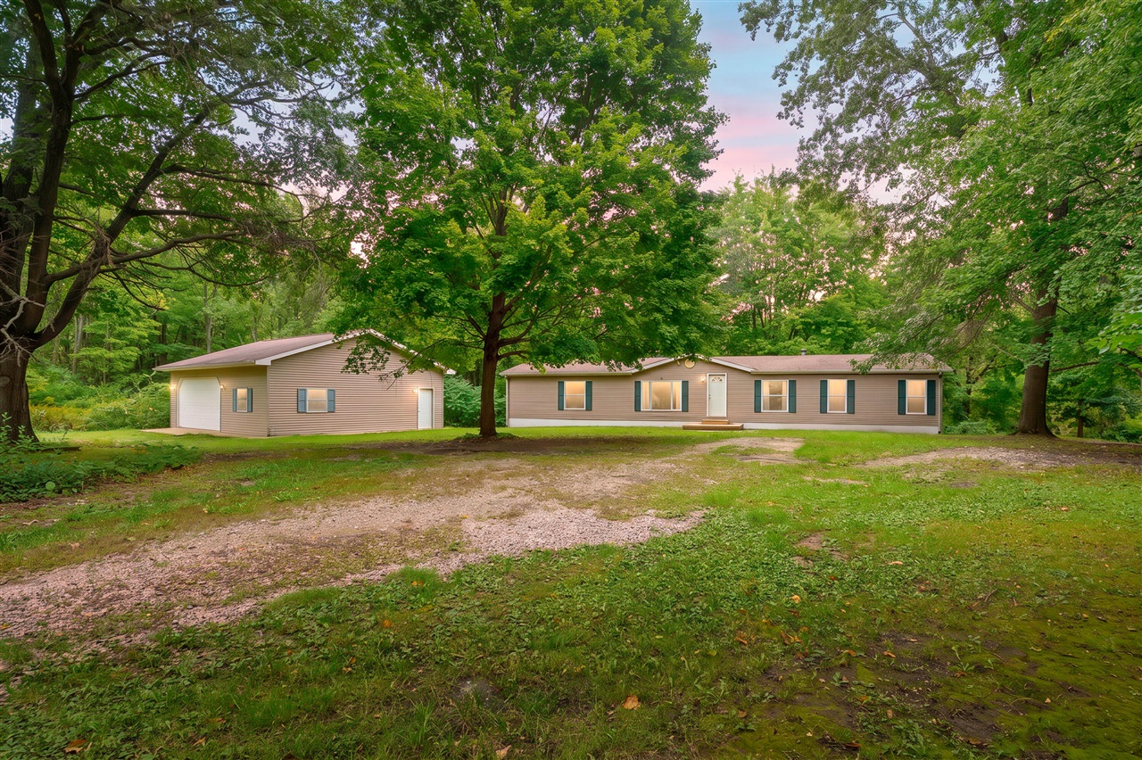 14717 Manning Lake Road — photo