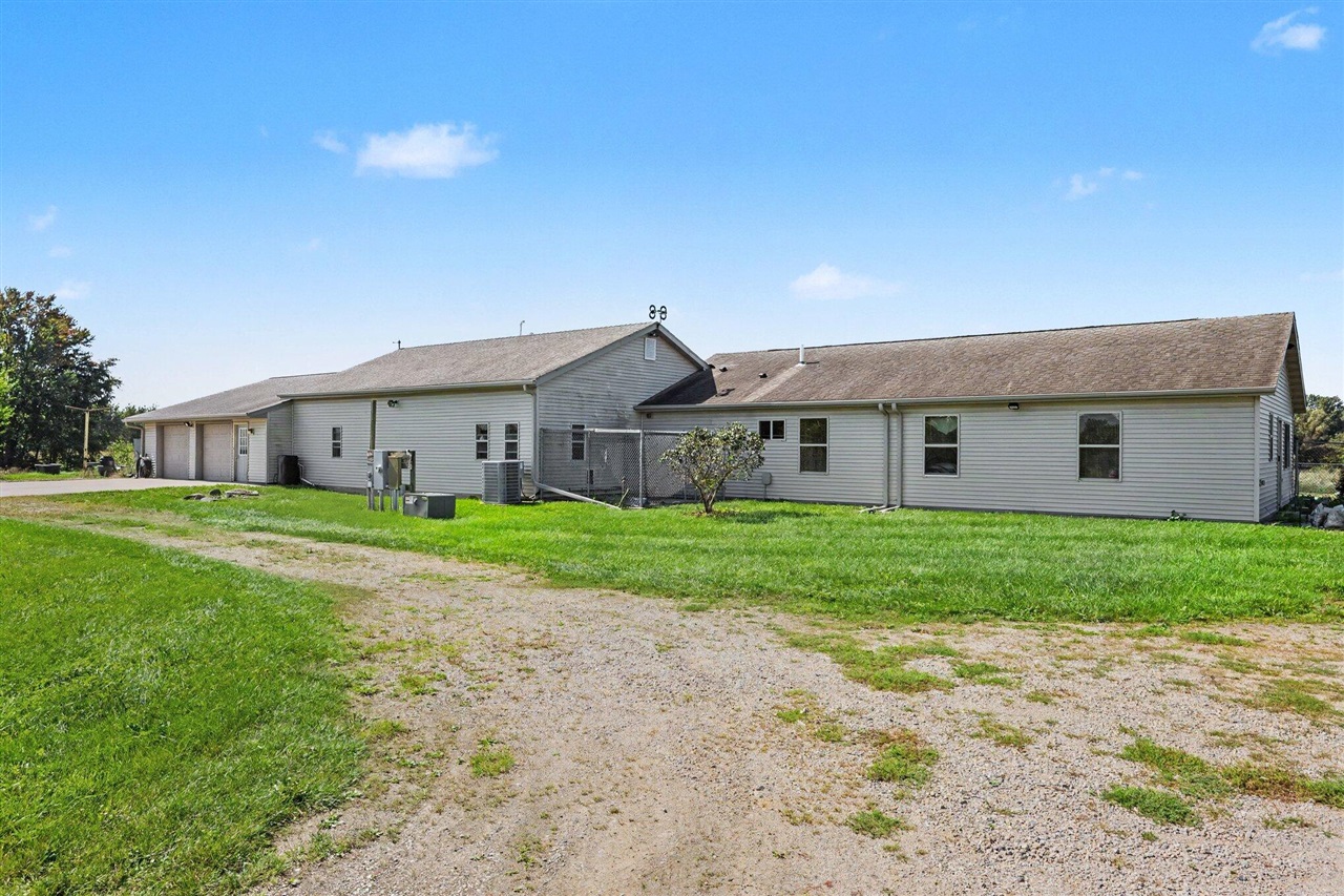90590 County Road 215, Decatur, MI 49045 — photo 2