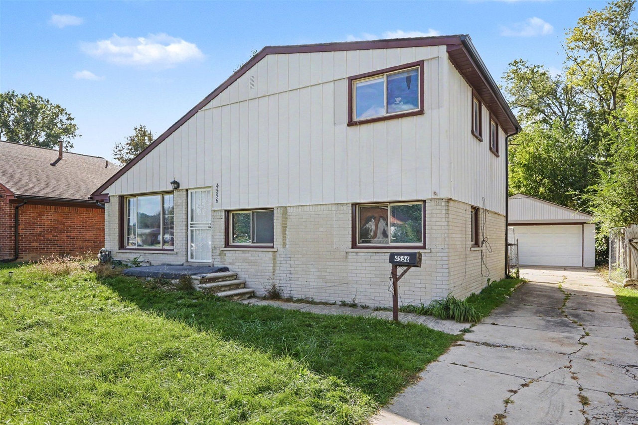 4556 Cleveland Street — photo