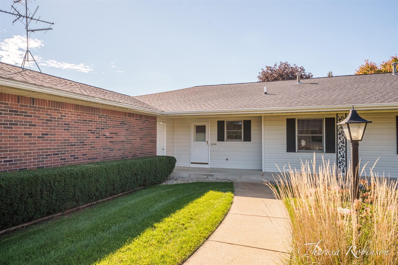 2835 N Wentward Court — photo