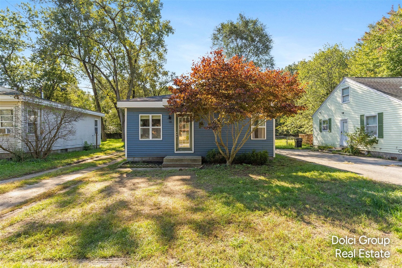 58 Scotts Drive — photo