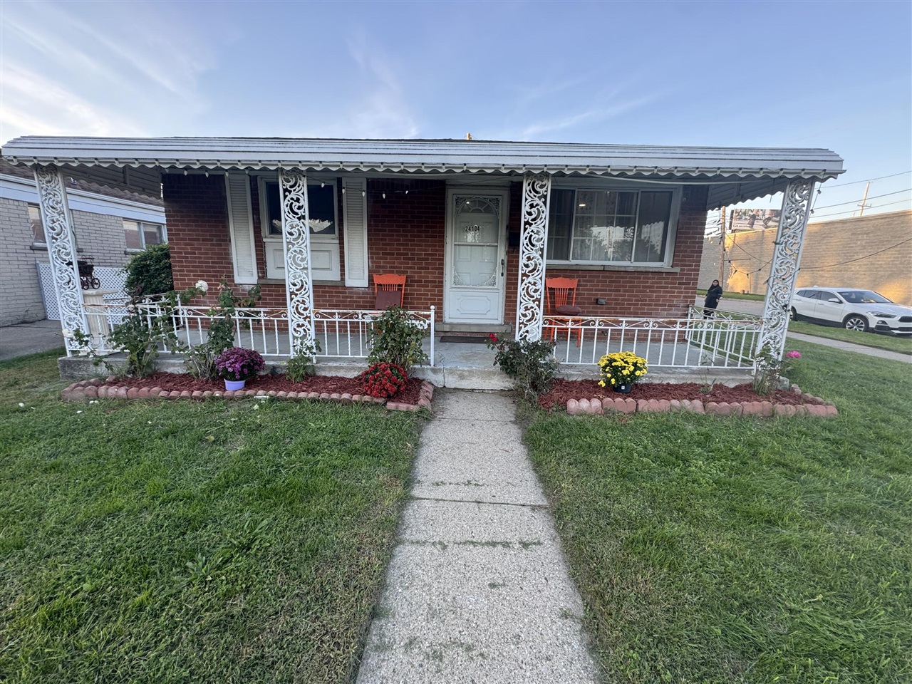 24104 Hass Street — photo