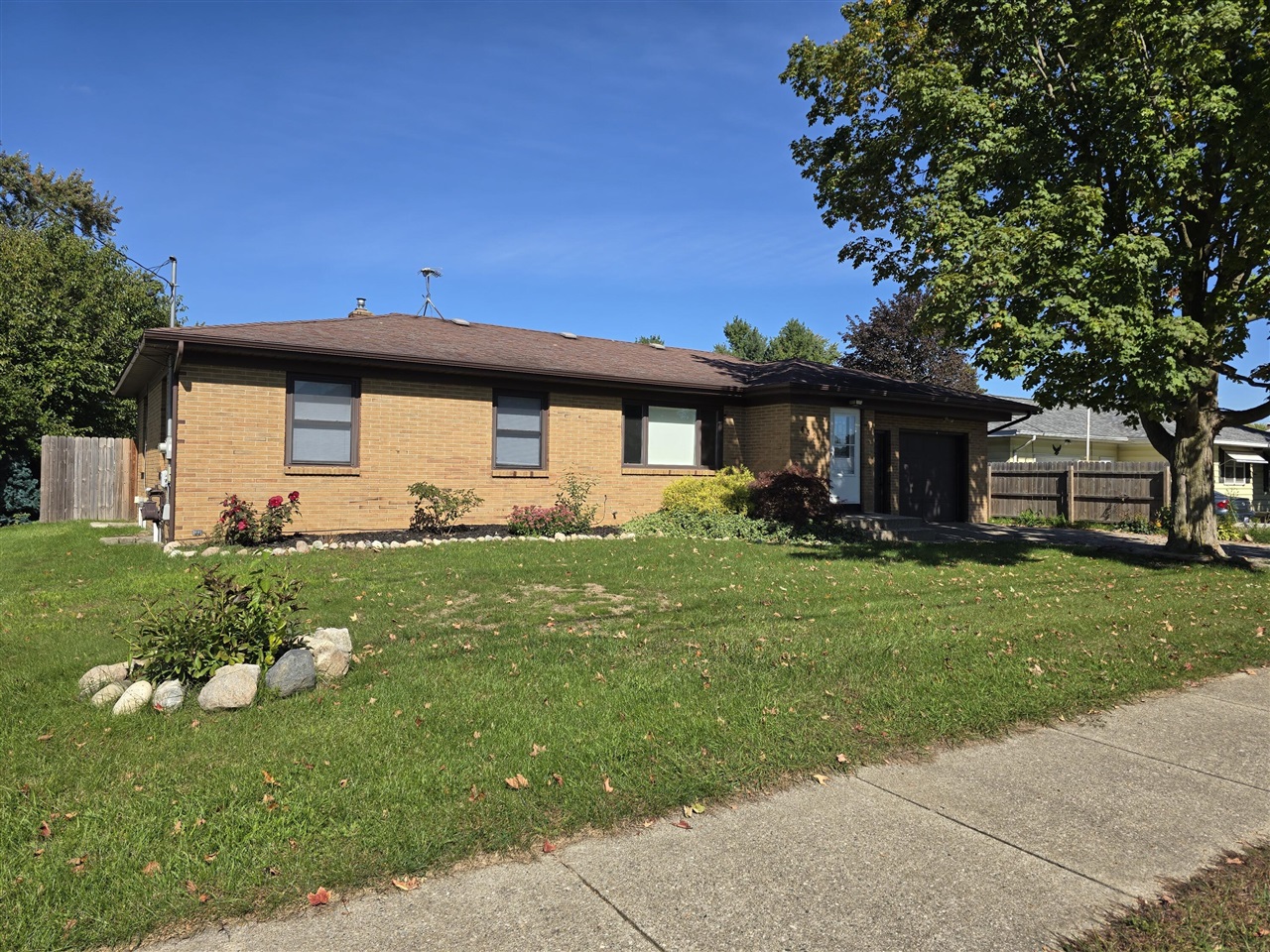 4321 Jack Alan Street — photo