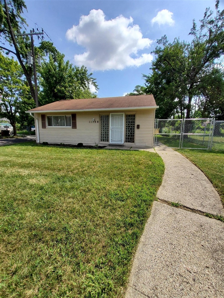 11758 Hartwell Street — photo