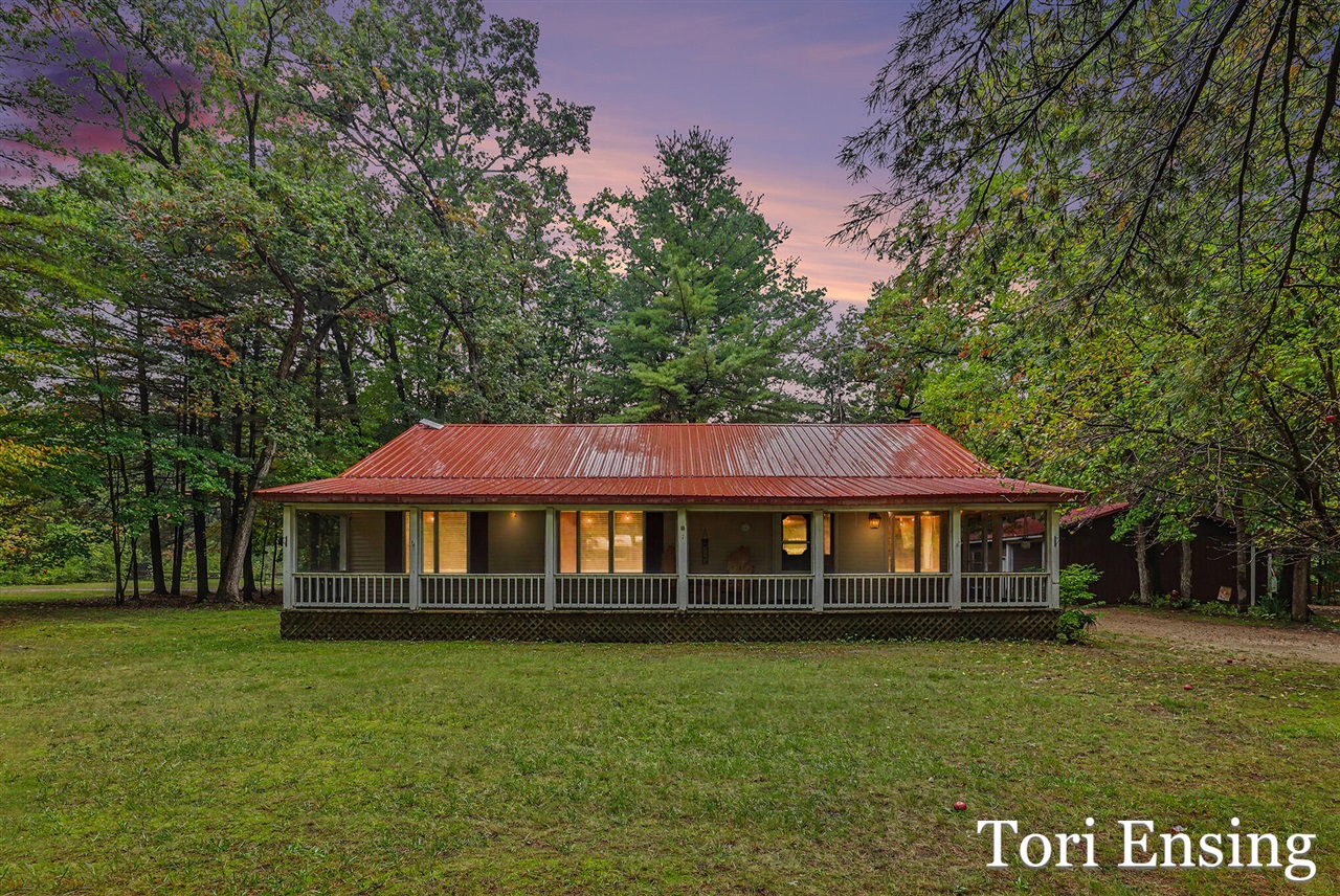 21 Riverview Drive — photo