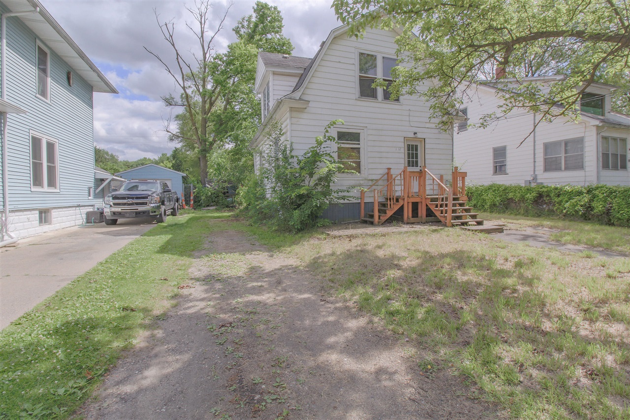 1412 E Alcott Street — photo