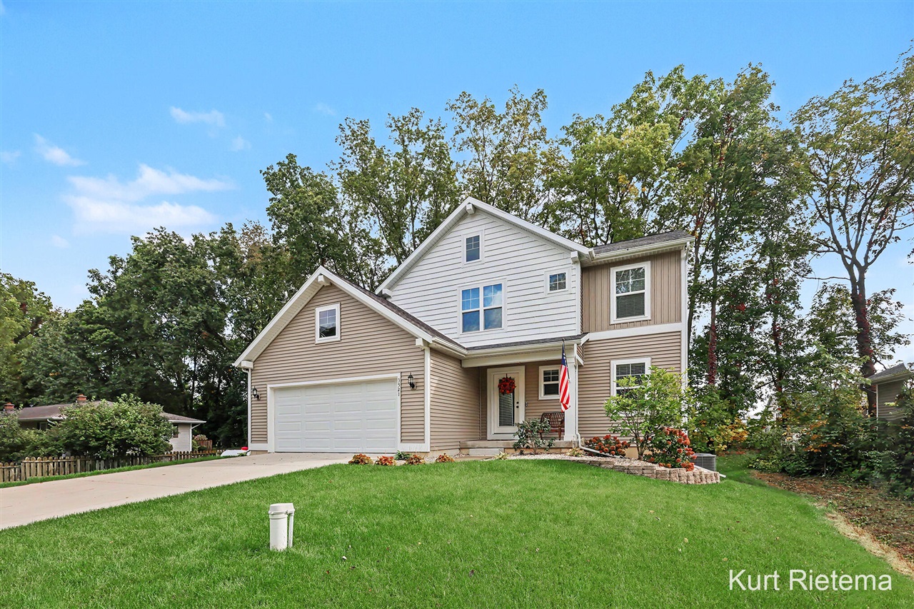3521 Fairlane Drive — photo